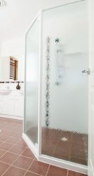 900/2 Pearl Whiter completed shower